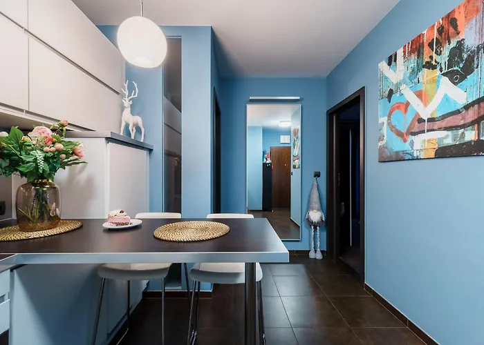 Old Town Comfort Balkon & Parking דירה *